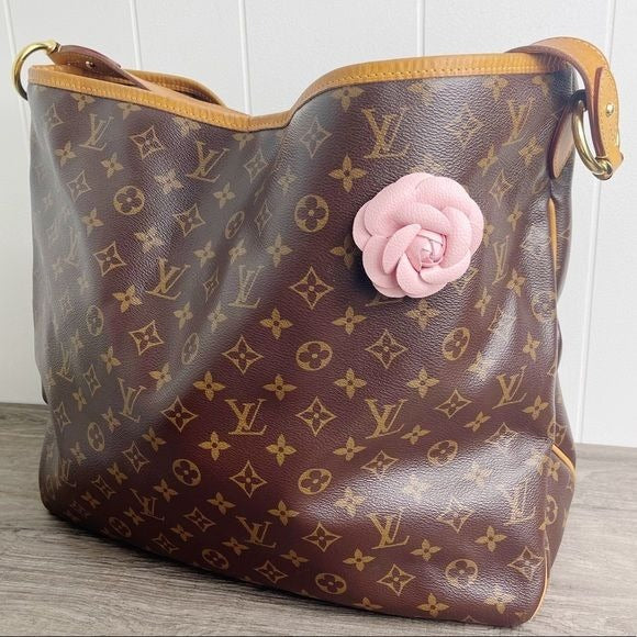 Camellia Flower Vegan Leather Magnetic Bag Charm