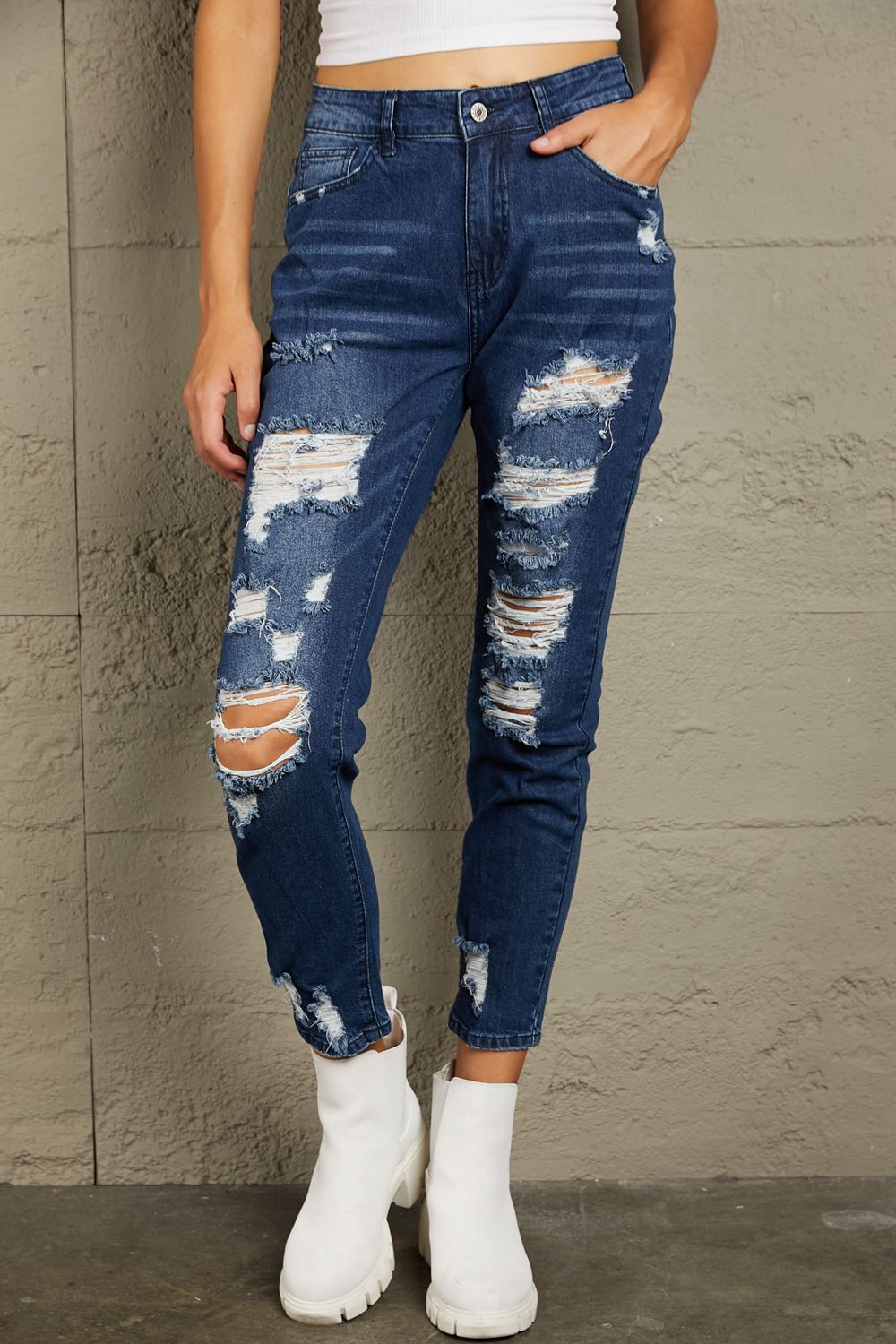 Baeful Distressed High Waist Jeans with Pockets