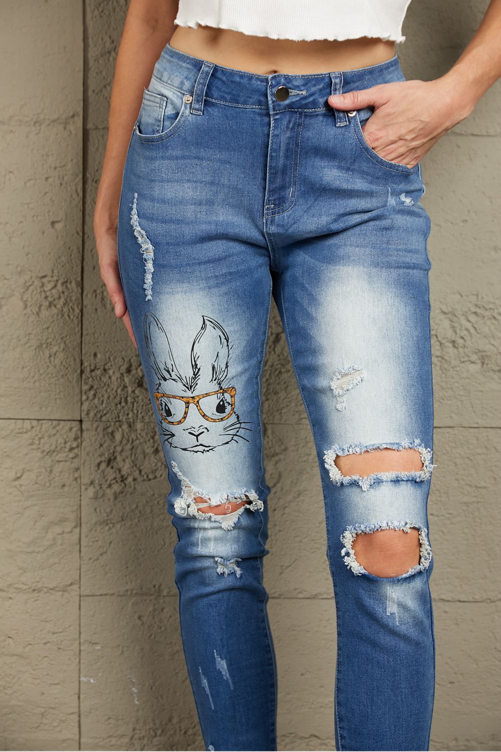 Baeful Easter Distressed Frayed Hem Jeans